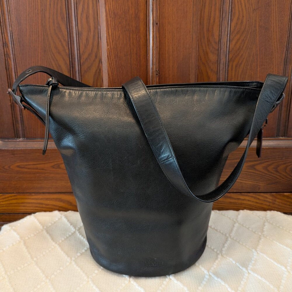 Coach Bleeker duffle Black EUC